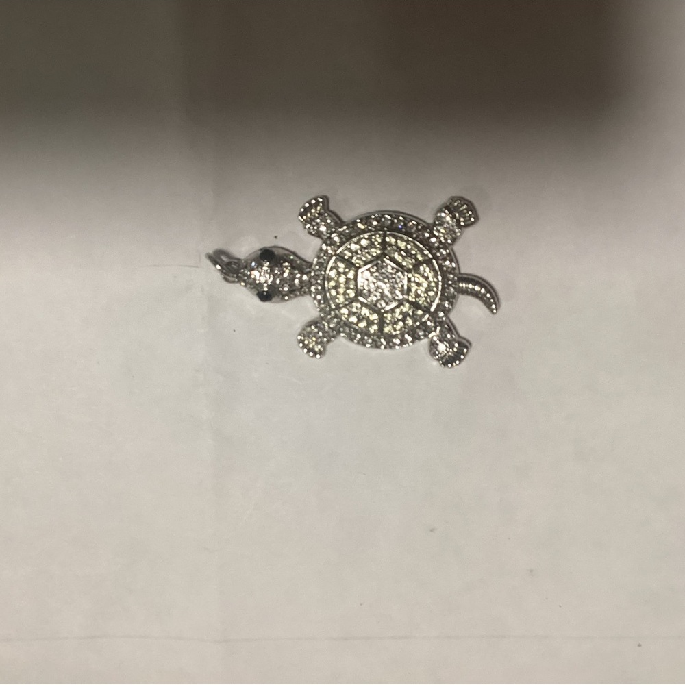 Silver Turtle Pendant - Picture 5 of 5